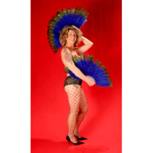 My high school friend Julie MacDonald wanted to shoot a pinup.  We had a lot of fun shooting this and Julie was a lot of fun to work with.  I think she looks fantastic in these shots.